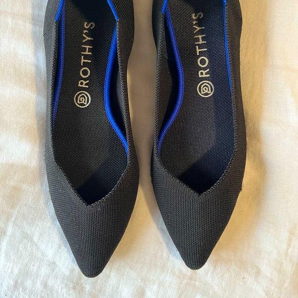 Rothys the Point in Black, size 11.5 - Picture 1 of 9
